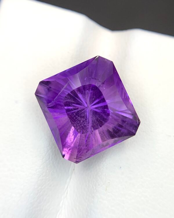 IMG_6371 Natural Beautiful Amethyst Gemstone